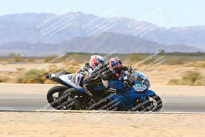 media/Apr-17-2022-CVMA (Sun) [[f474cfa795]]/Race 14 500 Supersport-350 Supersport (Holeshot)/